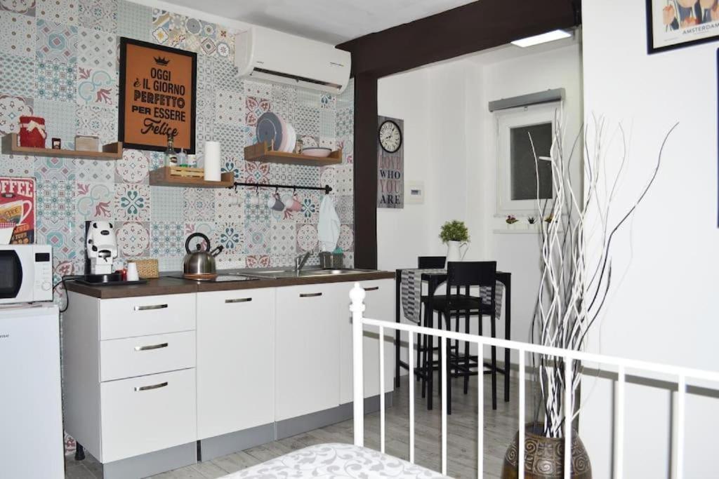 Casa Mya - Studio Flat Naples Exterior photo
